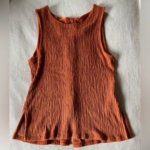 Anthropologie button back rust tank, size M